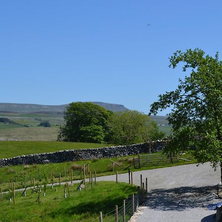 The Warren Lodge Cabin At Ashes Farm, Near Settle Esterno foto
