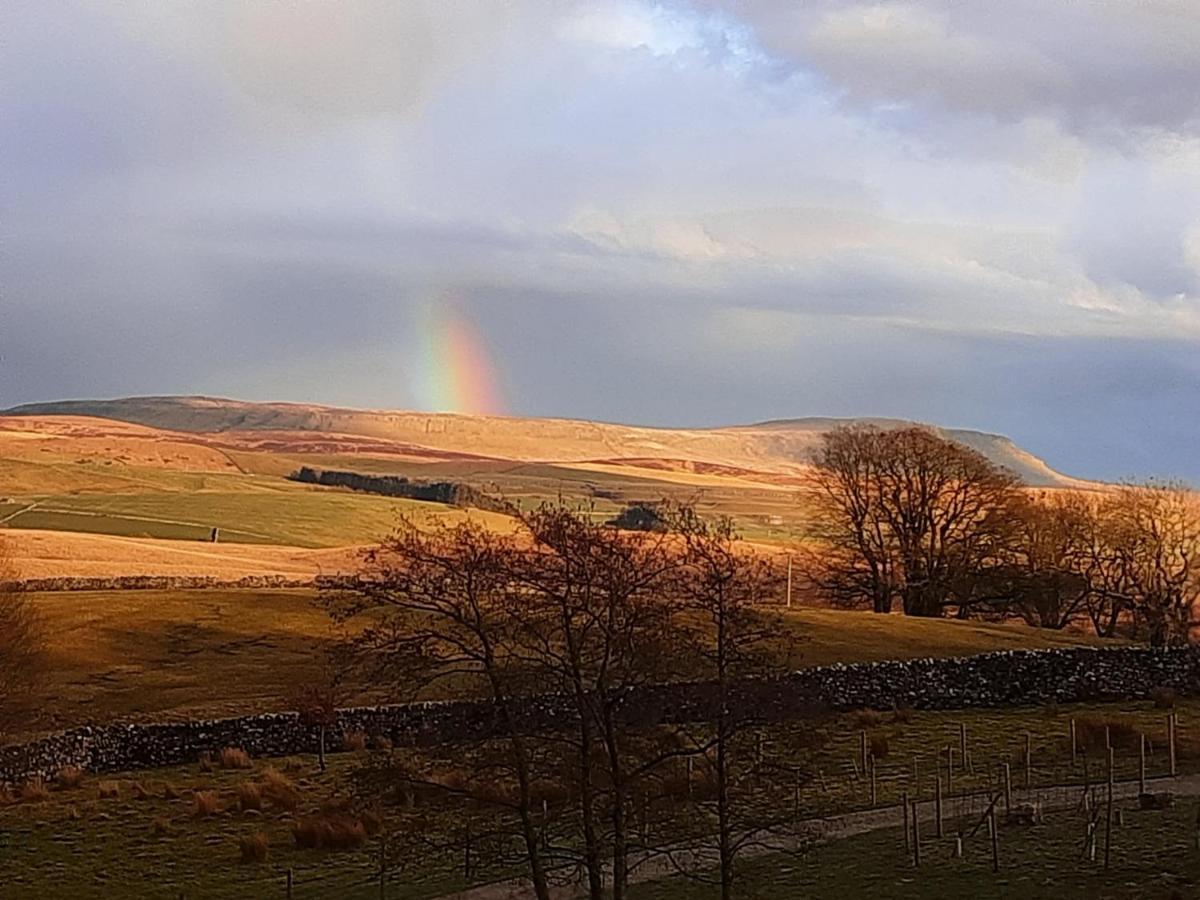 The Warren Lodge Cabin At Ashes Farm, Near Settle Esterno foto